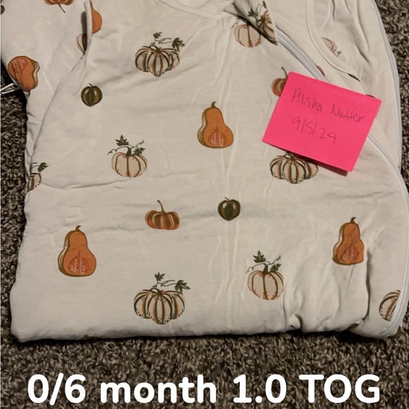 Bamboo- Plush blanket, sleep sacks, gown, zippy! MMAO within reason - Picture 8 of 15